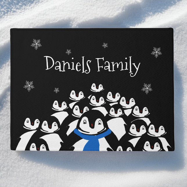 Niedlich Penguin Familienweihen Personalisiert Fußmatte (Von Creator hochgeladen)