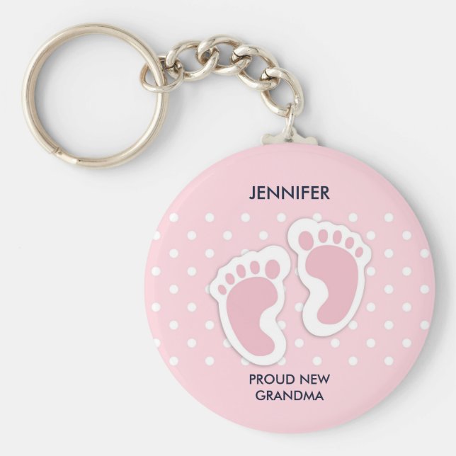 Niedlich Pink Baby Girl Footprints Proud Oma Schlüsselanhänger (Vorne)