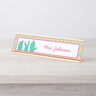 Niedlich Pink Green Zickzack Muster Cactus Teacher Schreibtischnamensplakette