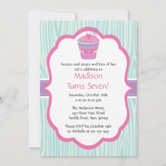 Niedlich Pink & Lila Cupcake Girl Geburtstagsparty Einladung