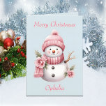 Niedlich Pink Snowman Daughter Weihnachtskarte Dankeskarte<br><div class="desc">Die Weihnachtskarte unserer Niedlichen Pink Snowman Daughter! Die Karte zeigt einen zauberhaften rosa Schneemann, der Ihren Urlaubswünschen eine Touch von Launen und Magie verleiht. Die rosigen Wangen und funkelnden Augen des Schneemanns erwecken die Freude und das Wunder der Saison. Machen Sie dieses Weihnachten unvergesslich und zeigen Sie Ihrer Tochter, wie...</div>