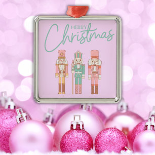 Niedlich Pink Weihnachtsnachtscreme auf Pink   Ornament Aus Metall