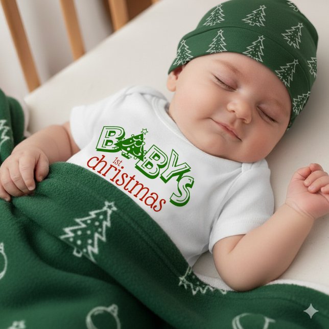 Niedlich Playful Baby's First Christmas Tree Baby Strampler (Baby's First Christmas Baby Bodysuit Cover Photo)
