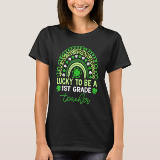 Niedlich Rainbow St Patricku2019s Day Luck First C T-Shirt