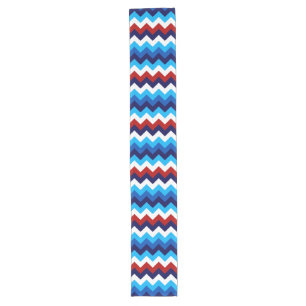 Niedlich Red White Blue Chevrons Große Tischläufer