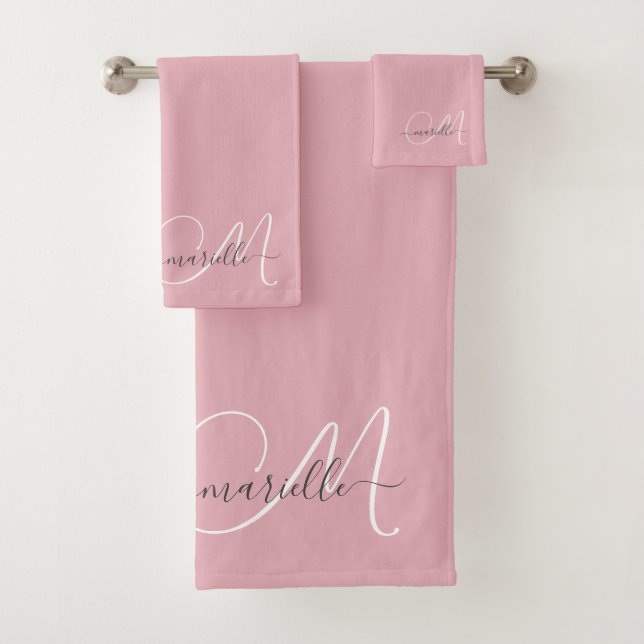 Niedlich-Rosa-Grau-Monogram-Skriptname Elegant Badhandtuch Set (Insitu)