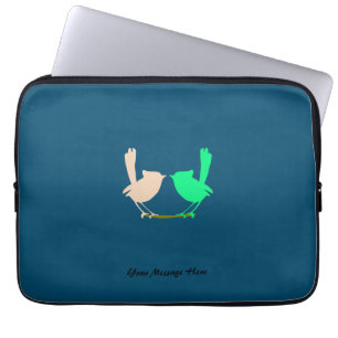 Niedlich rosa grüne Vögel auf dem Individuelle Nam Laptopschutzhülle