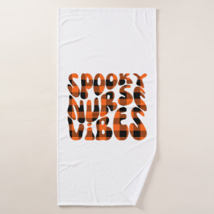 Niedlich Spooky Nurse Halloween Badehandtuch