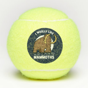 Niedlich Sport Woolman Mammoth Prähistorisches Tie Tennisbälle
