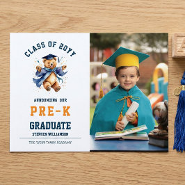 Niedlich Teddy vor dem K-Abschluss Ankündigungspostkarte