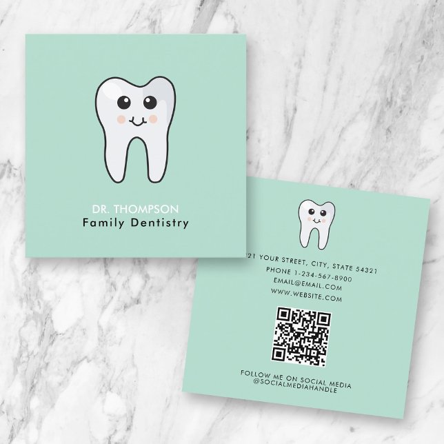 Niedlich Tooth Family Dentities QR Code Social Med Quadratische Visitenkarte (Cute Tooth Family Dentistry QR Code Social Media Square Business Card)