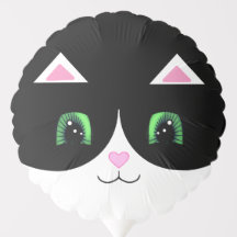Niedlich Tuxedo Cat Happy Face
