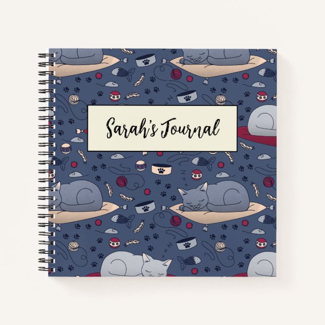 Niedlich und gemütlich Schlaflosigkeit Katze Träum Notizbuch (Vorderseite)