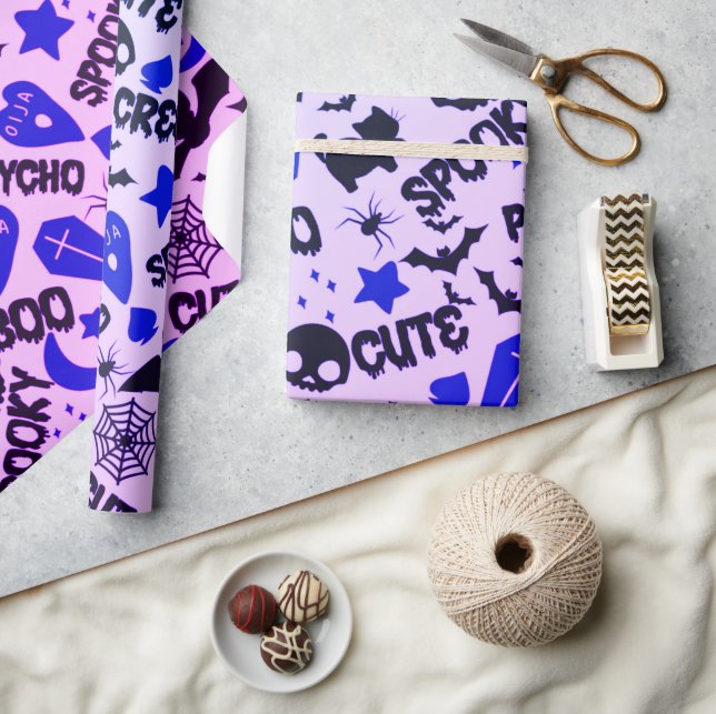 Niedlich und Spaß Lila, Blau und Schwarz Halloween Geschenkpapier (Kunsthandwerk)