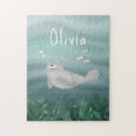 Niedlich unter dem Siegel des blauen Ozeans Kinder<br><div class="desc">Dieses Puzzle für niedliche Kinder zeigt ein Siegel mit Meeresfischen, Algen und einem Meereswellen-Hintergrund. Es gibt auch Platz auf dem Puzzle, um Ihnen eigene Anpassung hinzuzufügen: ein Name in whimsical Typografie. Das perfekte Geschenk für Kinder oder Ozeanfreunde!</div>