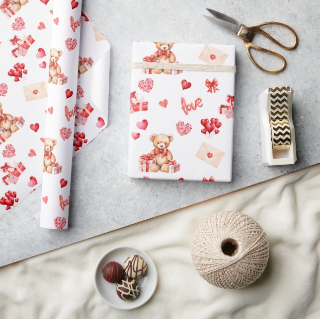 Niedlich Valentine Teddy mit rotem Herzen Geschenkpapier (Kunsthandwerk)