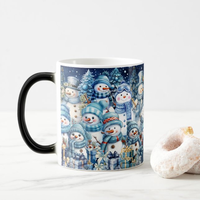 Niedlich Watercolor Blue Snowman Family Verwandlungstasse (Mit Donut)