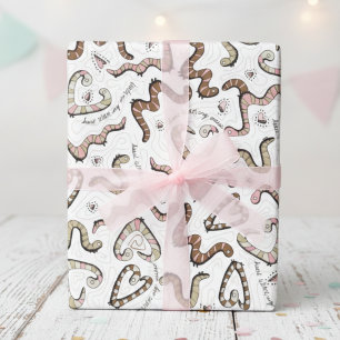 Niedlich- & whimsical Pink Heart Worm ing Wishings Geschenkpapier