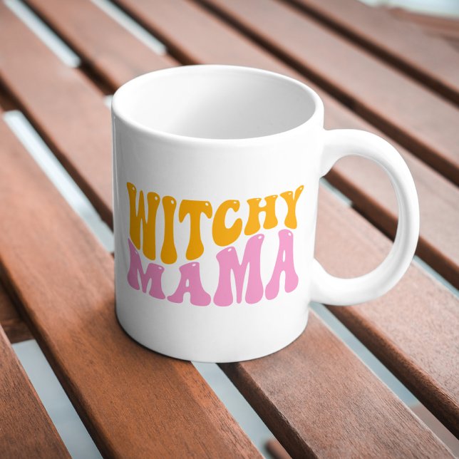 Niedlich Witchy Mama Mama Halloween Kaffeetasse (Von Creator hochgeladen)