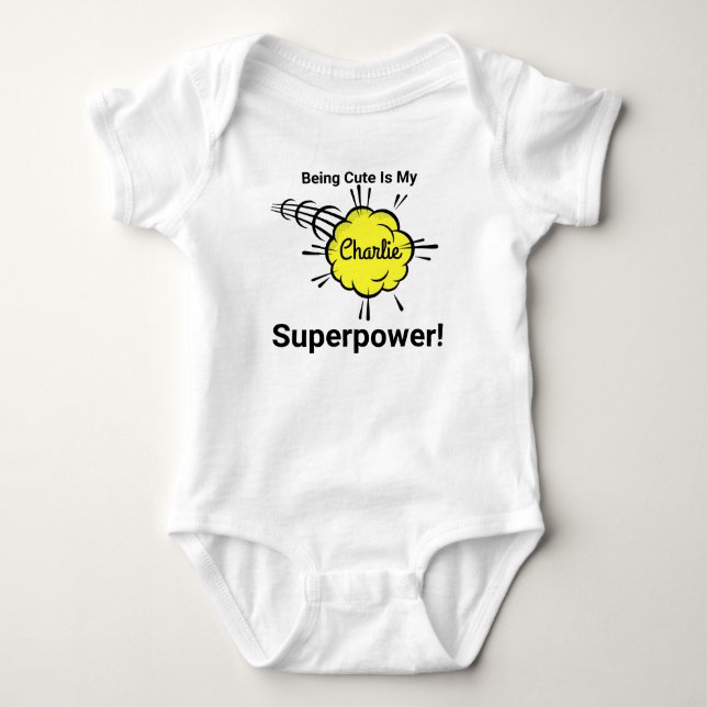 Niedlich zu sein ist meine Supermacht! Baby Strampler (Vorderseite)