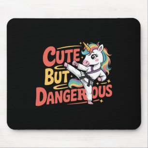 Niedliche, aber gefährliche Kampfkunstgeschenke Mousepad