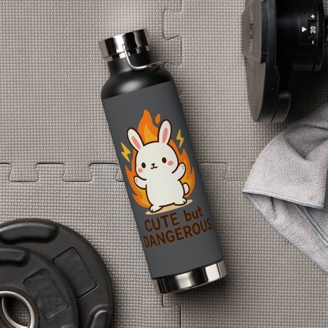 Niedliche, aber gefährliche Sonnenflasche Trinkflasche (Fitnesstudio (gedreht))