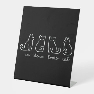 Niedliche Abstrakte Un Deux Trois Cat Französisch Sockelschild
