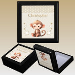 Niedliche Affenstars tragen den Namen Braun-Sake h Erinnerungskiste<br><div class="desc">Halten Sie die Geschenkboxen für Kinder. Personalisieren mit einem Namen. Mit einem niedlichen Affen,  Polka Punkte und Sternen in den Farben braun und weiß.</div>