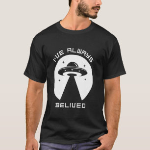 Niedliche Alien Thema UFO Lover Gift Green Alien B T-Shirt