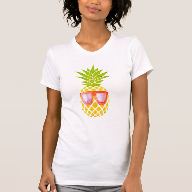 Niedliche Ananas mit Sonnenbrille, sonniger Strand T-Shirt (Vorderseite)