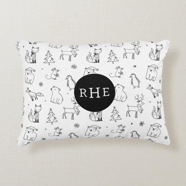 Niedliche B&W Winterwaldtiere mit Monogramm Dekokissen (Vorderseite)