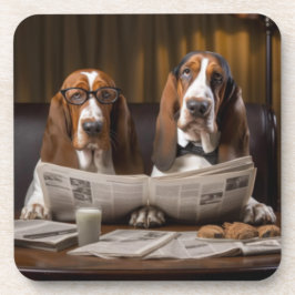 Niedliche Basset-Hunde lesen die Nachrichten Trive Getränkeuntersetzer