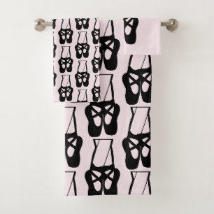 Niedliche Black Ballet Slippers und ein Pointe-Mus Badhandtuch Set