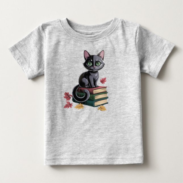 Niedliche Black Cat on Books Kleinkind T - Shirt (Vorderseite)