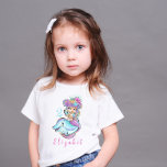 Niedliche Blonde Meerjungfrau mit Dolphin Birthday Baby T-shirt<br><div class="desc">Niedliche Blonde Meerjungfrau mit Dolphin Geburtstag T - Shirt. Klicken Sie auf die Schaltfläche "Anpassen",  um diese Vorlage zu personalisieren. Sie können alle Texte einschließlich Stil,  Farben und Größen ändern.</div>