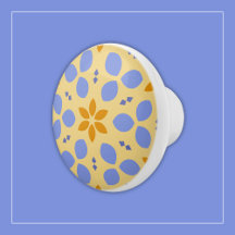 Niedliche Blume in Gelb und Blau auf Girl Floral