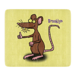 Niedliche braune Ratte hält Cartoon hoch Schneidebrett