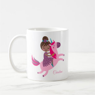 Niedliche Brünette Hair Riding on a Unicorn Kaffeetasse