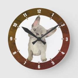 Niedliche Bulldogshandbühne Runde Wanduhr