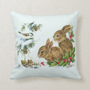 Niedliche Bunnies mit Weihnachten Holly Berries Kissen