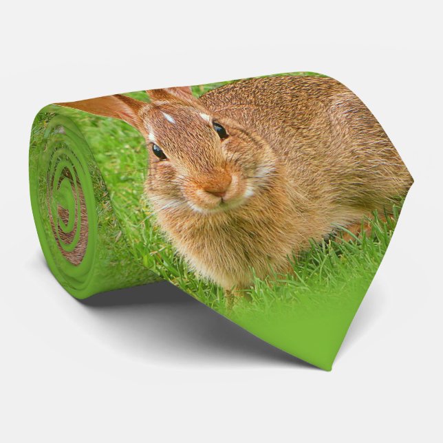 Niedliche Bunny Chewing Grüntöne auf der Golfmesse Krawatte (Gerollt)