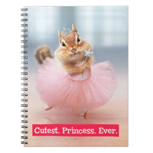 Niedliche Chipmunk-Ballerina im Tutu am Notizblock