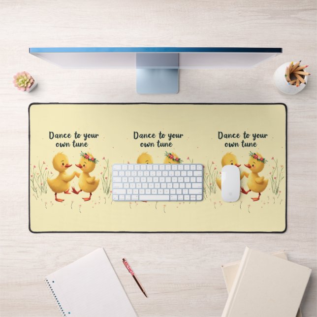 Niedliche Dancing Ducklings mit floralen Frühlings Schreibtischunterlage (Büro 1)