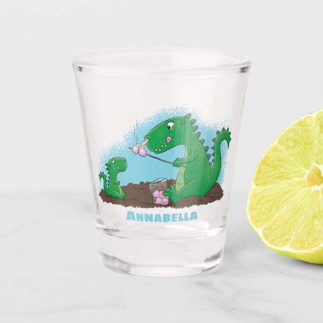 Niedliche Drachen braten Marshmallows Cartoon Schnapsglas (Vorderseite)