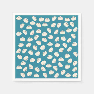 Niedliche Dumplings auf blauem Hintergrundpapier N Serviette