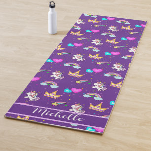 Niedliche Einhorn-Regenbogenkinder Monogram Geburt Yogamatte