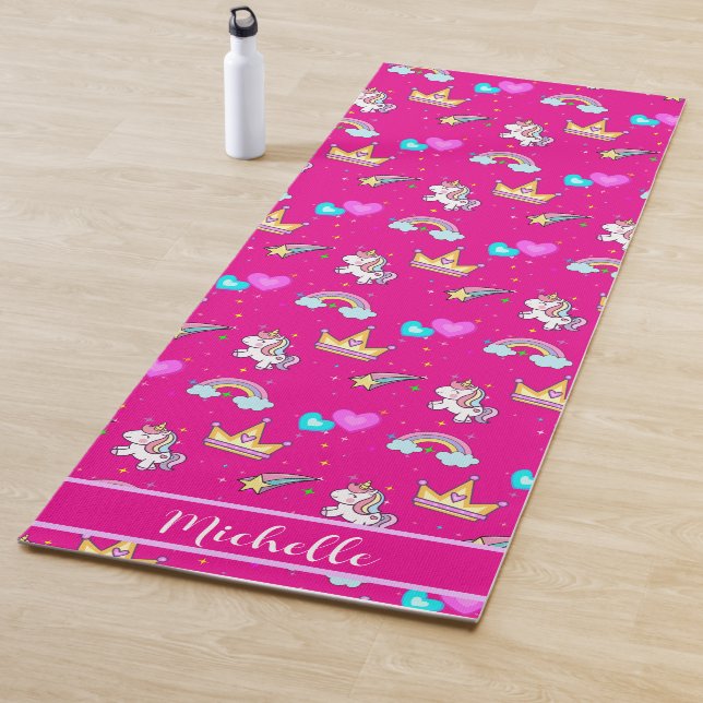 Niedliche Einhorn-Regenbogenkinder Monogram Geburt Yogamatte (Beispiel)