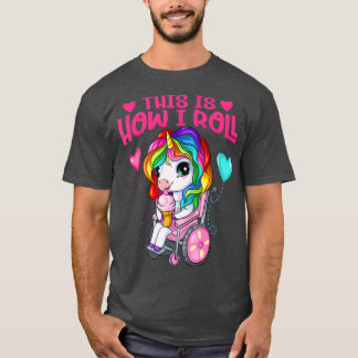 Niedliche Eiscreme isst Einhornmädchen im Rollstuh T-Shirt