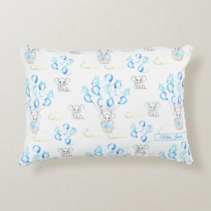 Niedliche Elephant Balloons & Clouds Baby Boy Must Dekokissen