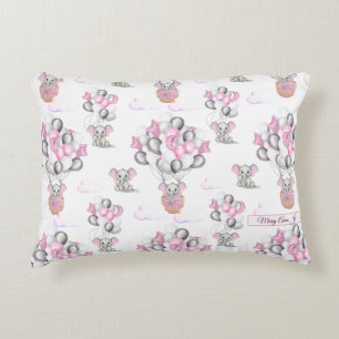 Niedliche Elephants Balloons & Clouds Baby Girl Dekokissen